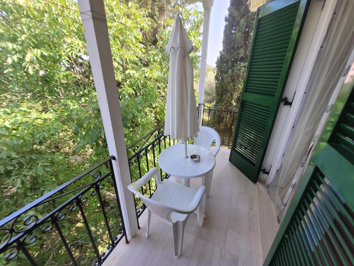 Villa Petros نيدري المظهر الخارجي الصورة